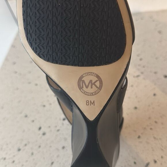 MICHAEL Michael Kors Women’s Size 8M Black Leather Wedged Heel Slingback Sandals - Picture 10 of 13